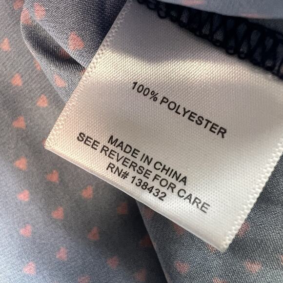 ModCloth Blouse Plus Size 3X Navy Blue Red Hearts AOP Long Sleeve Silky Button - Picture 15 of 16